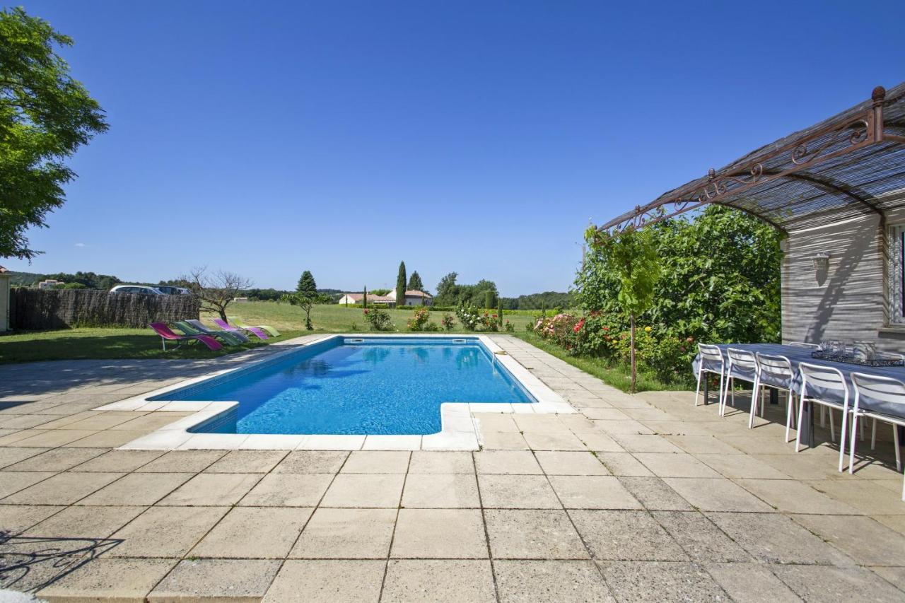 Villa Charmante A La Tour-D'Aigues Avec Piscine Privee المظهر الخارجي الصورة