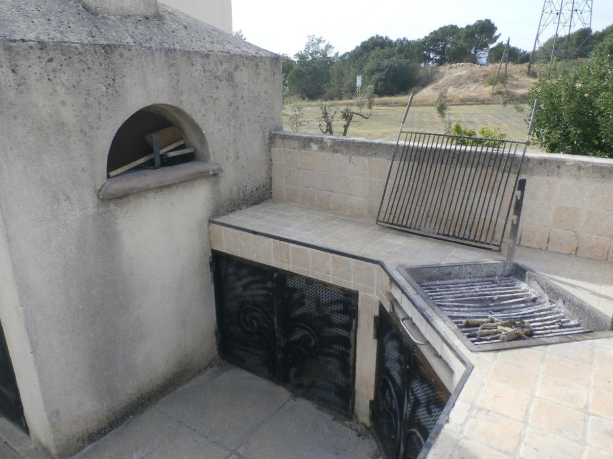 Villa Charmante A La Tour-D'Aigues Avec Piscine Privee المظهر الخارجي الصورة
